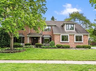 1309 Hawkins Ct, St Charles, IL 60174