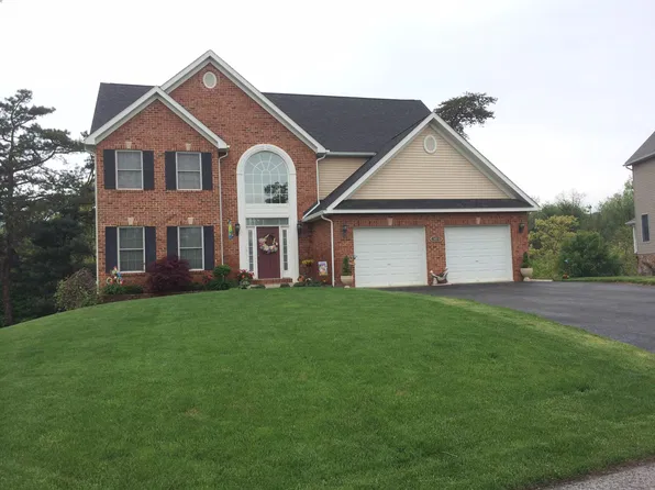 10017 Carrington Ct, Cumberland, MD 21502
