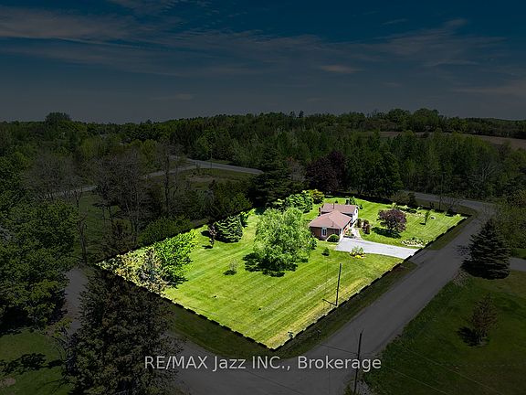 3rd image of 20 Twin Ln