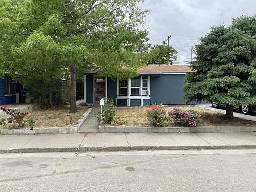 2 bed, 816 sqft, $1,450 — Photo 1