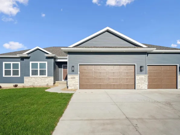 4420 Granite Ridge Rd, Cedar Falls, IA 50613