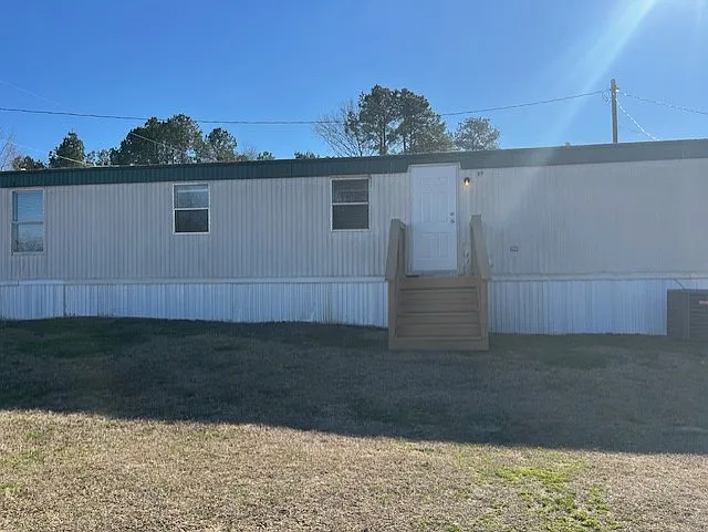 19 Allen R Ln — Photo 2