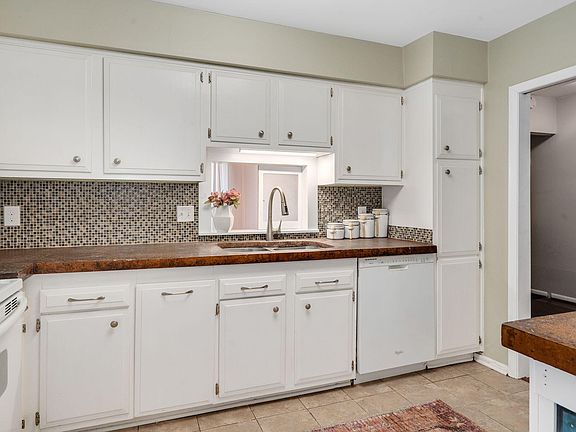 4th image of 250 S Estes Dr APT 53