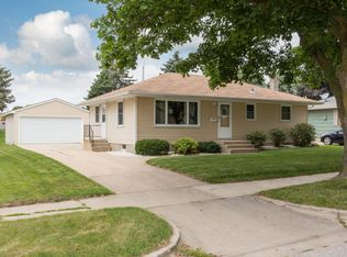 1307 13th Ave NW, Rochester, MN 55901