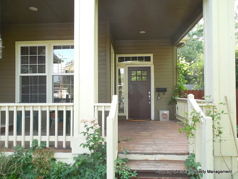 1156 S Shoshone St — Photo 2
