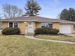 1025 Ogilby Rd, Rockford, IL 61102