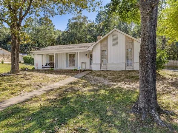 7911 Country Dr, Mobile, AL 36619