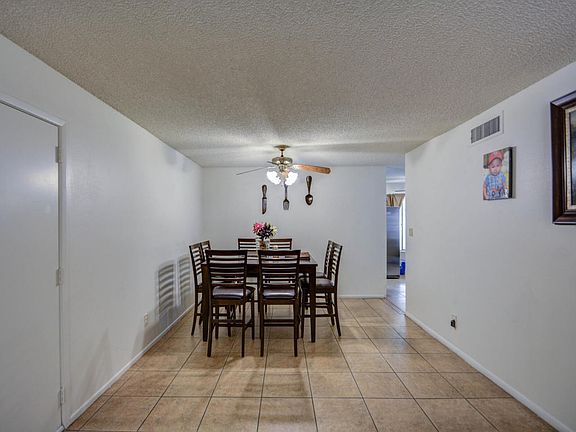5th image of 1258 E Ivyglen St