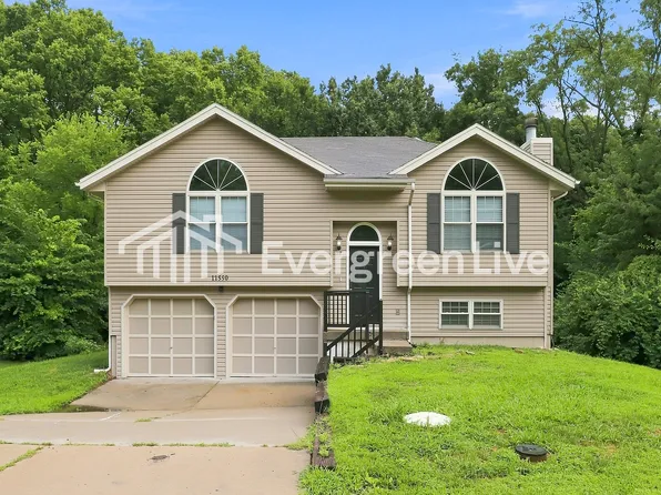 11550 Flint St, Platte City, MO 64079