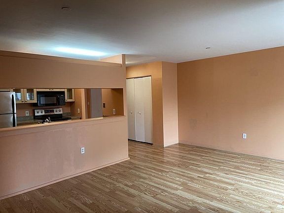 3rd image of 100 W Squantum St APT 105