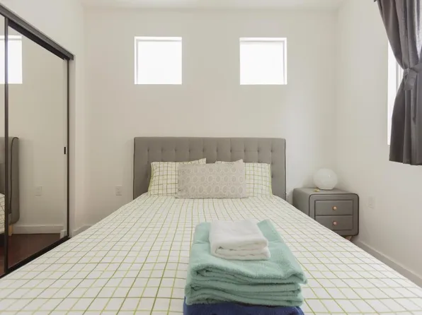 307 N Douglas St #307, Los Angeles, CA 90026