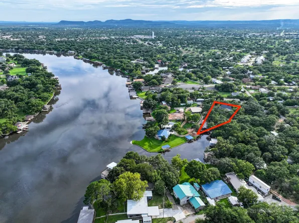 2001 Granite Cv, Kingsland, TX 78639