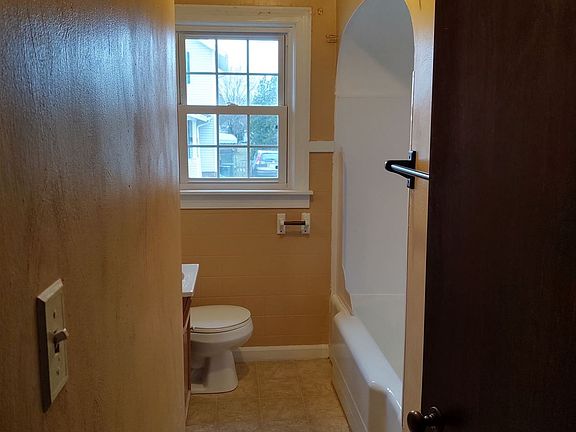 Bathroom (20)