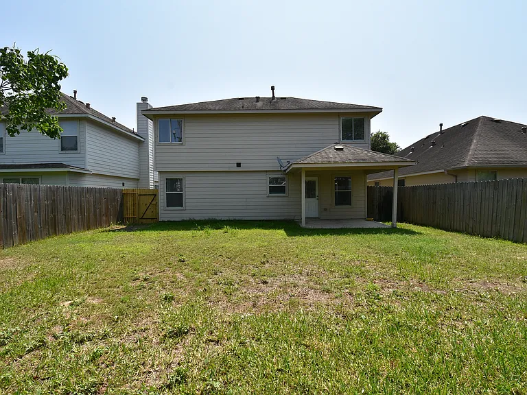 21603 Falvel Lake Dr — Photo 45