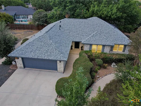1906 Round Table, New Braunfels, TX 78130