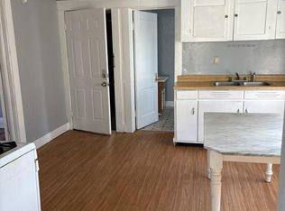 2821 E 122nd St, Cleveland, OH 44120