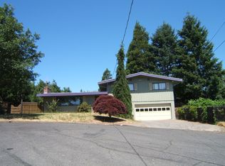710 NW Lynwood Pl, Grants Pass, OR 97526