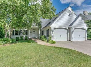 124 River Dr, Appleton, WI 54915