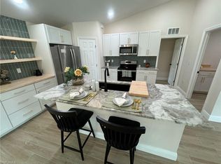 3506 42nd St SW, Lehigh Acres, FL 33976