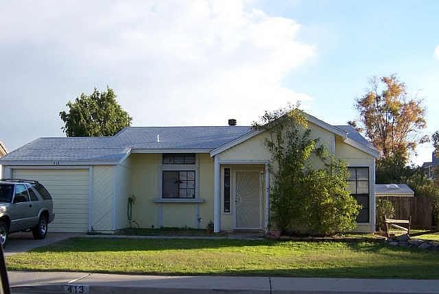 1st image of 413 N ROSEMONTE Drive