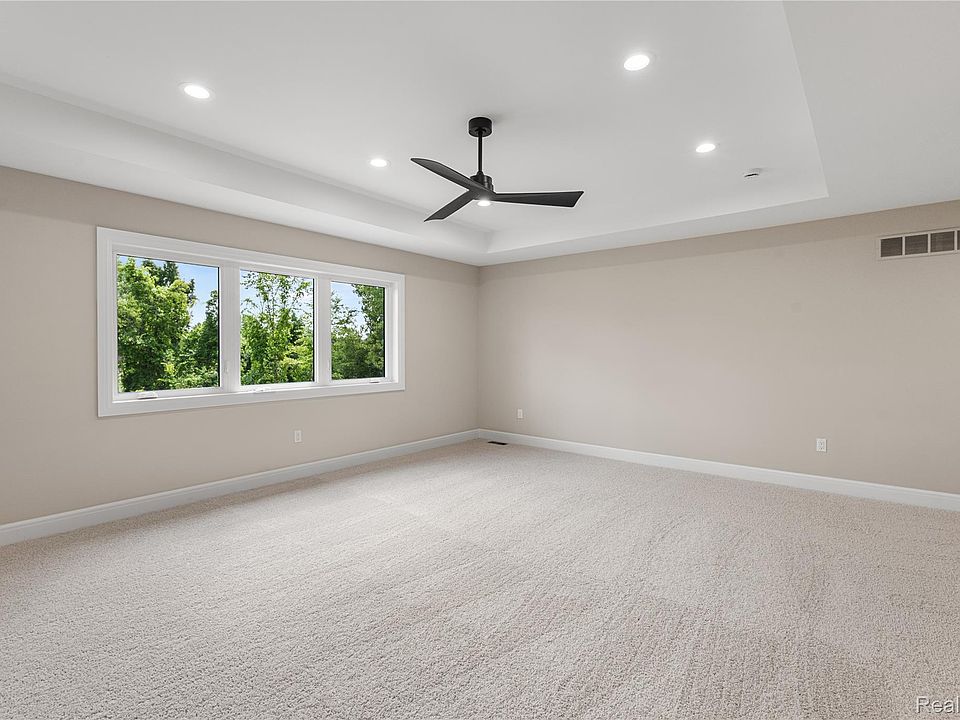 1356 Masters Dr, photo 29