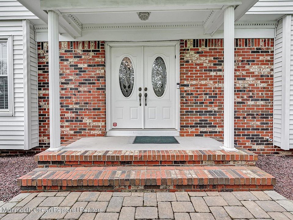 18 Blackfoot Drive, Manalapan, NJ 07726 Zillow