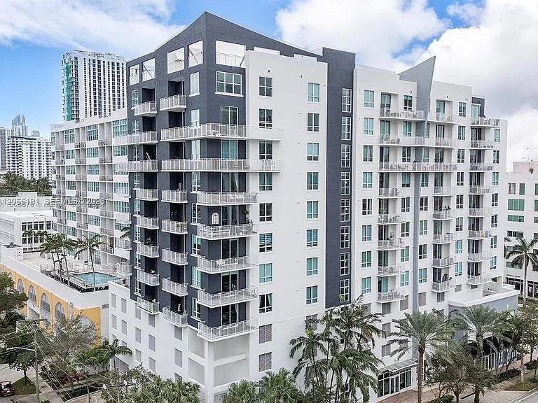 2275 Biscayne Blvd #1004 — Photo 20