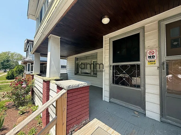 10232 Almira Ave — Photo 2