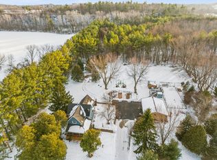 W10763 Cross Rd, New London, WI 54961