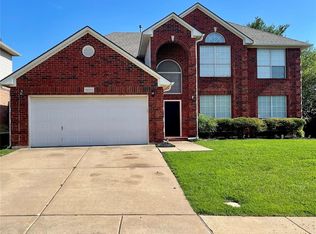5200 Saint Croix Ln, Fort Worth, TX 76137