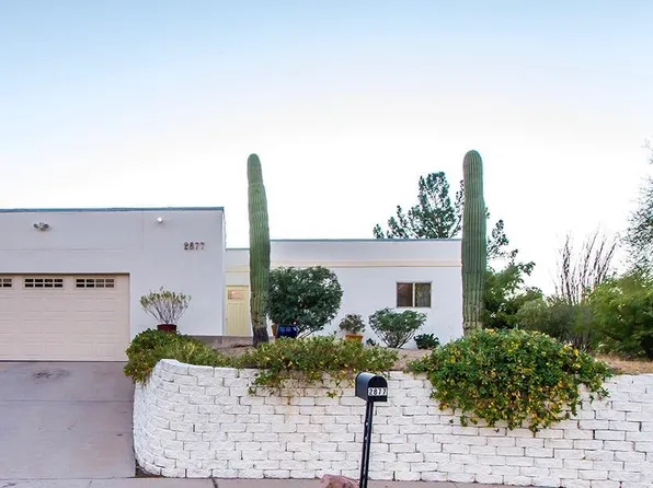 2877 W Desert Crest Dr, Tucson, AZ 85713