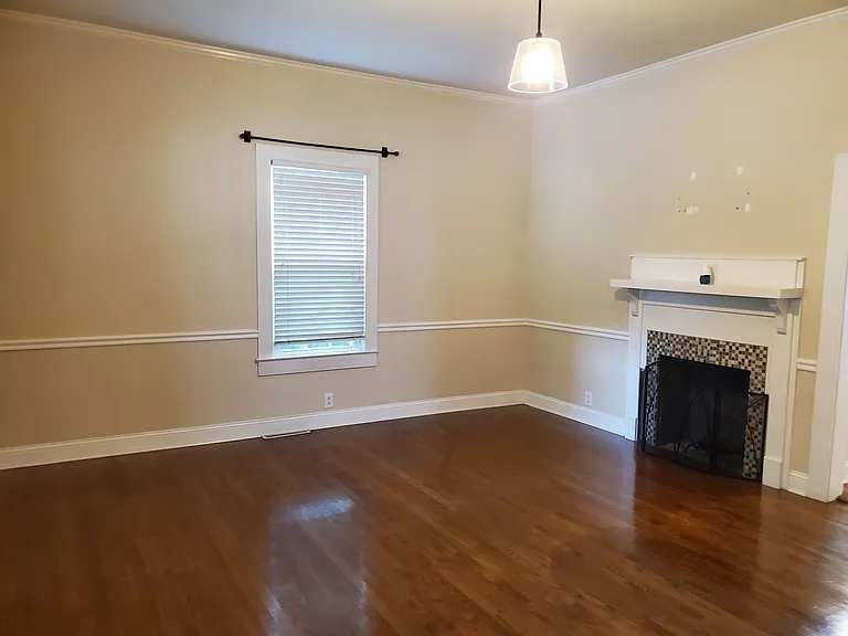 109 S Rose Ave — Photo 8