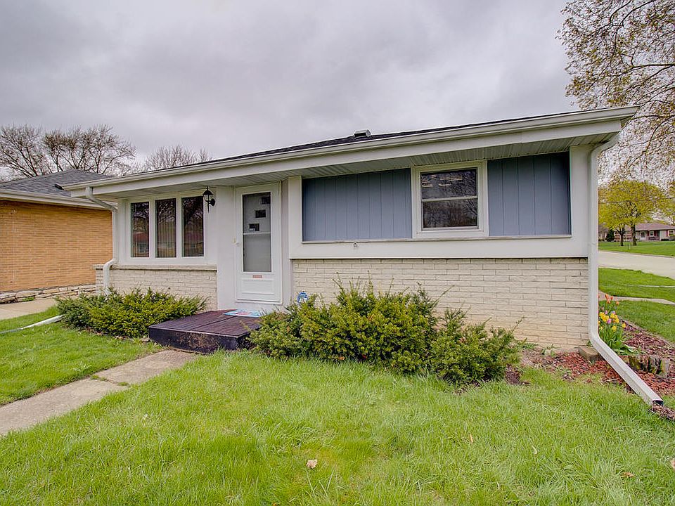 1st image of 4102 N 95th St
