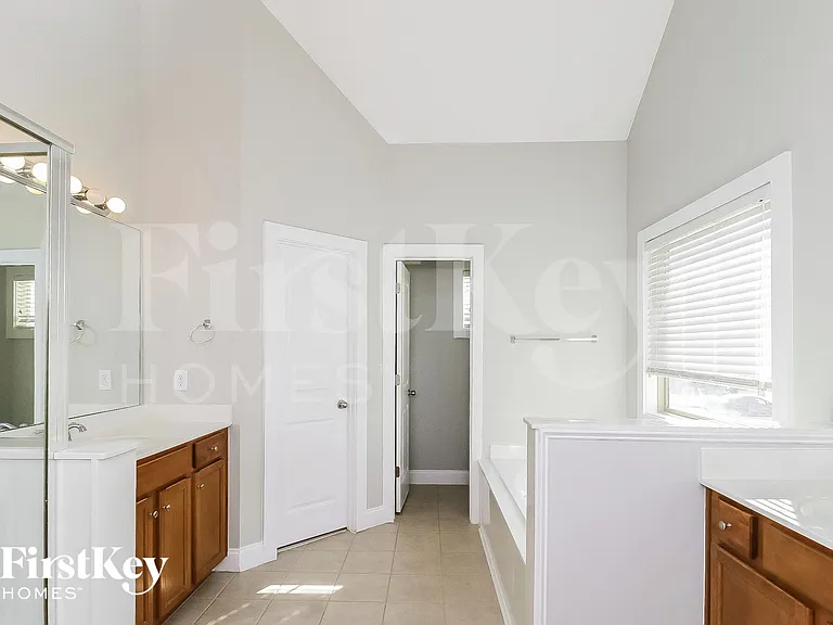 52 Sweetwater Bridge Cir — Photo 8