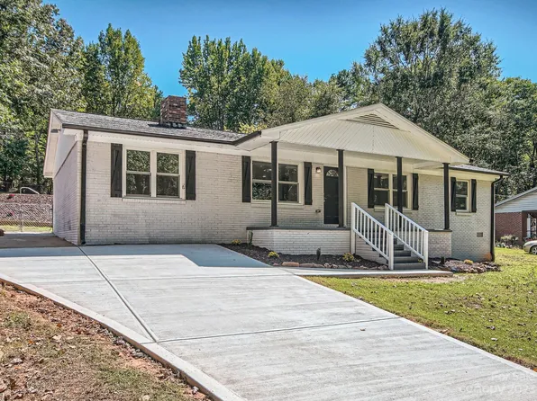 140 Wandering Ln, Bessemer City, NC 28016