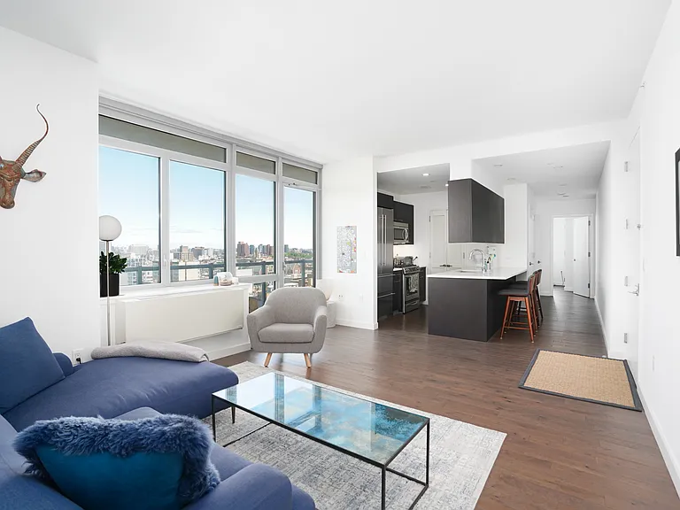 321 W 110th St #13B — Photo 3