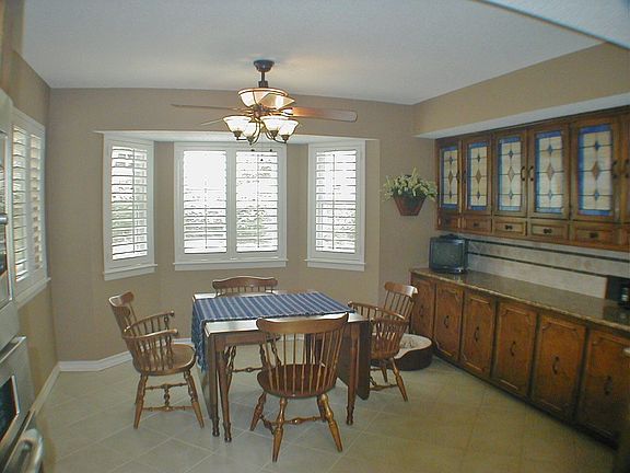 4th image of 2202 Shadow Cliff St