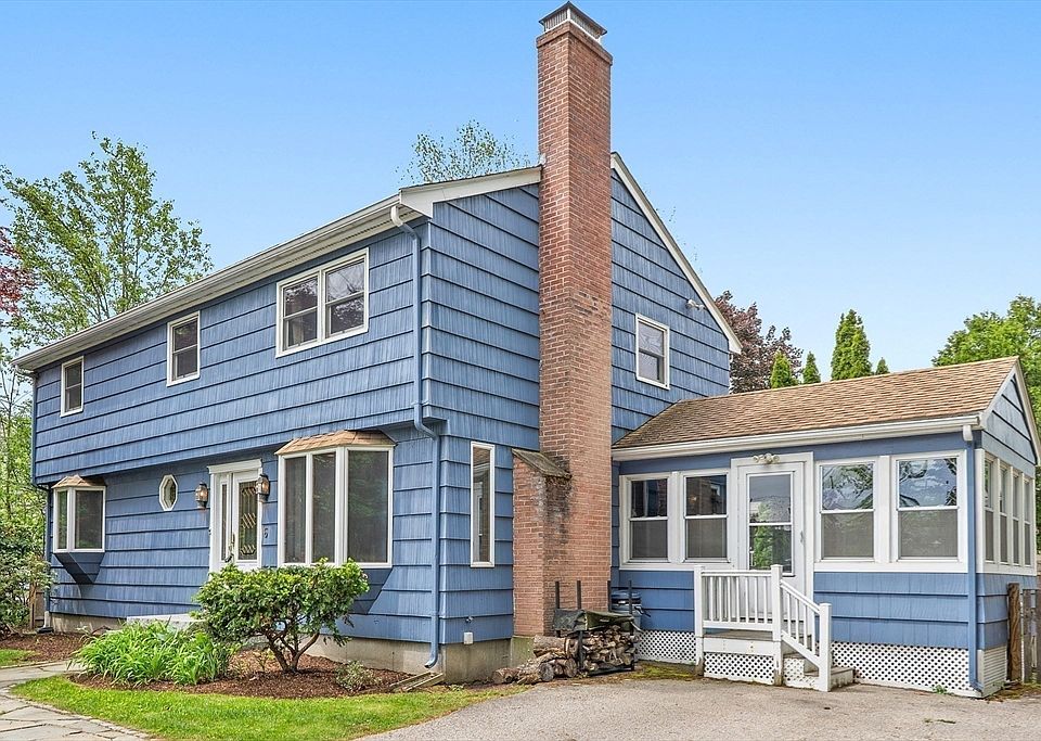 1st image of 6 Hovey Ave