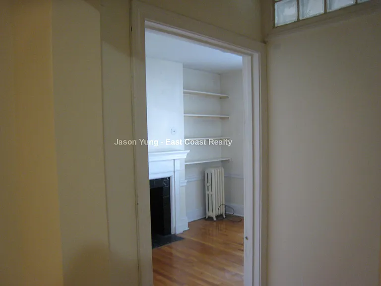 54 Egmont St #1 — Photo 19