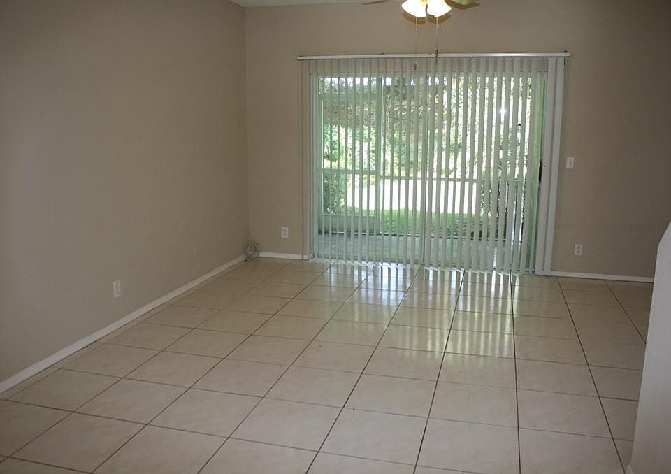 1st image of 7731 Sanibel Dr