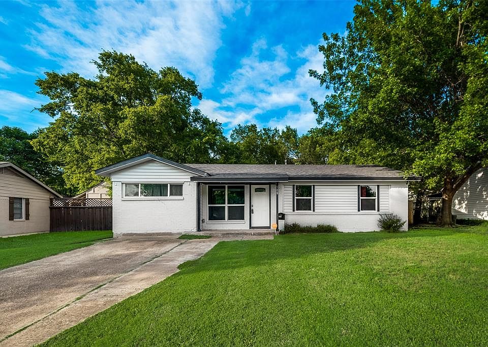 1st image of 908 Patria Dr