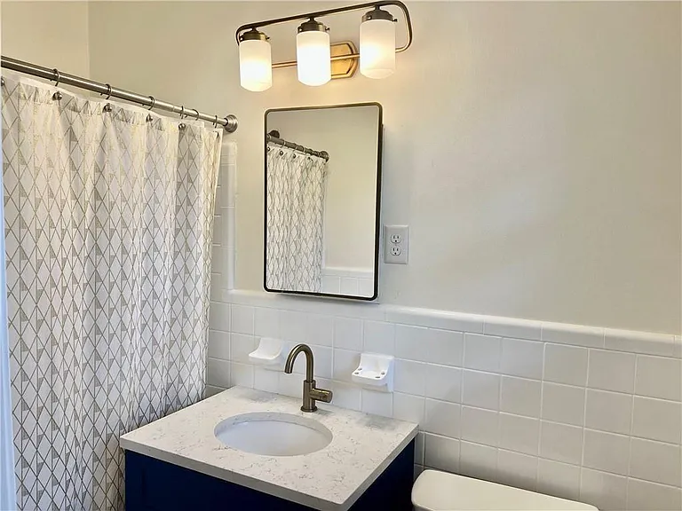 116 Highland Ave — Photo 14