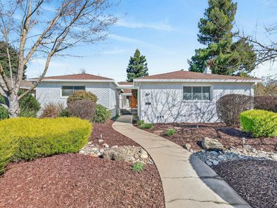 7171 Westmoreland Way, Sacramento, CA, 95831