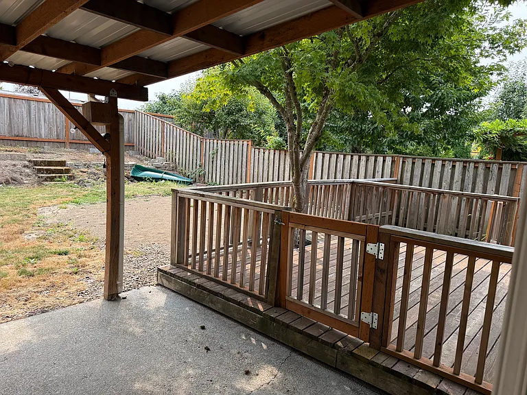 3228 N Main St — Photo 46