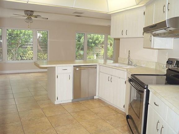 2nd image of 3906 17th Avenue Dr W