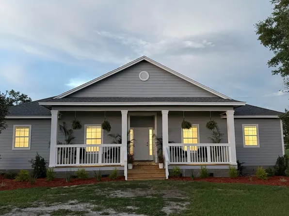4961 180th St, Wellborn, FL 32094