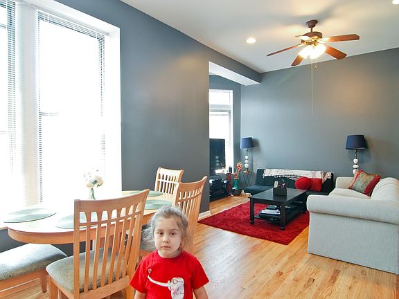2nd image of 1003 N Ashland Ave APT 2F