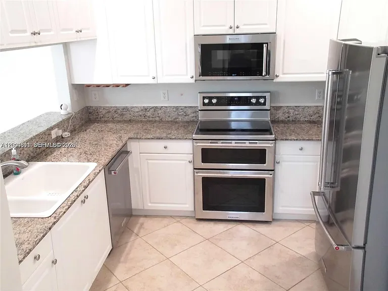 3371 Lakeside Dr #27 — Photo 14