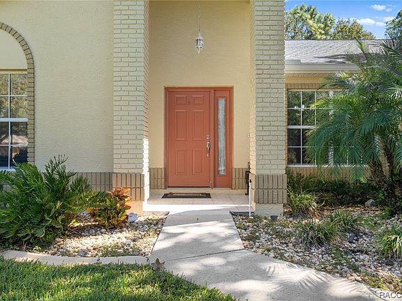 5th image of 90 Oak Village Blvd