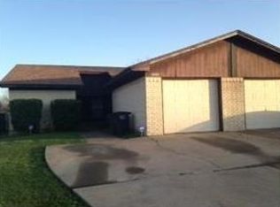 6901 W Cleburne Rd, Fort Worth, TX 76133